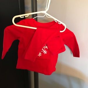 CAT & JACK 18 MONTHS 95% SOFT COTTON 2 PIECE SET RED LEGGINGS SEQUINED RED TOP